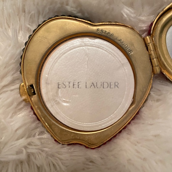 RARE! SPECIAL EDITION! Estėe Lauder commemorative powder compact. - Picture 3 of 3